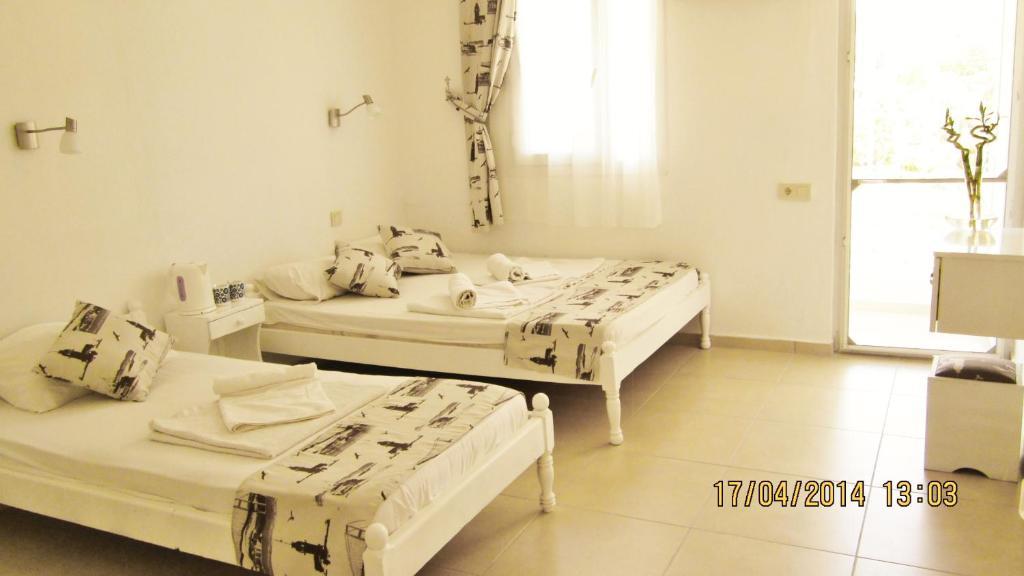 Zeybek 1 Pension Patara Rom bilde